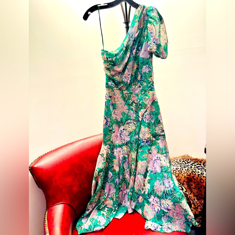 ASTR the Label One Shoulder Floral Midi Dress, Size XS in EUC